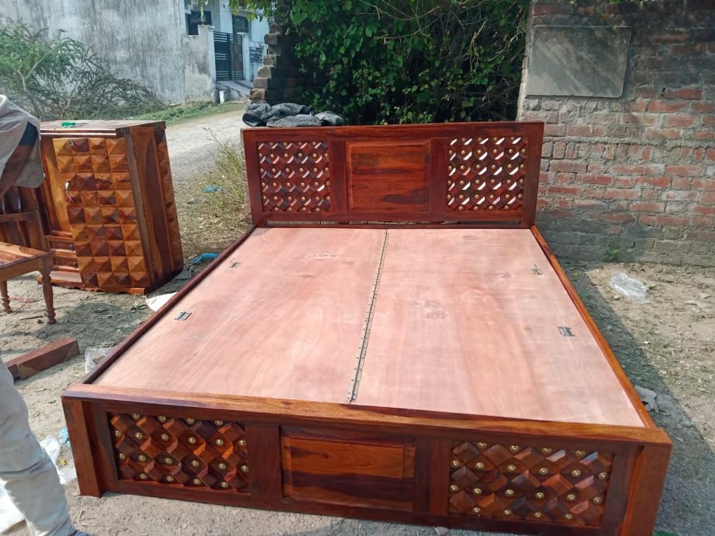 WhatsApp Image 2026-05-30 at 8.50.39 AM Modern Sheesham Wood Hydraulic Storage Bed - Image 3